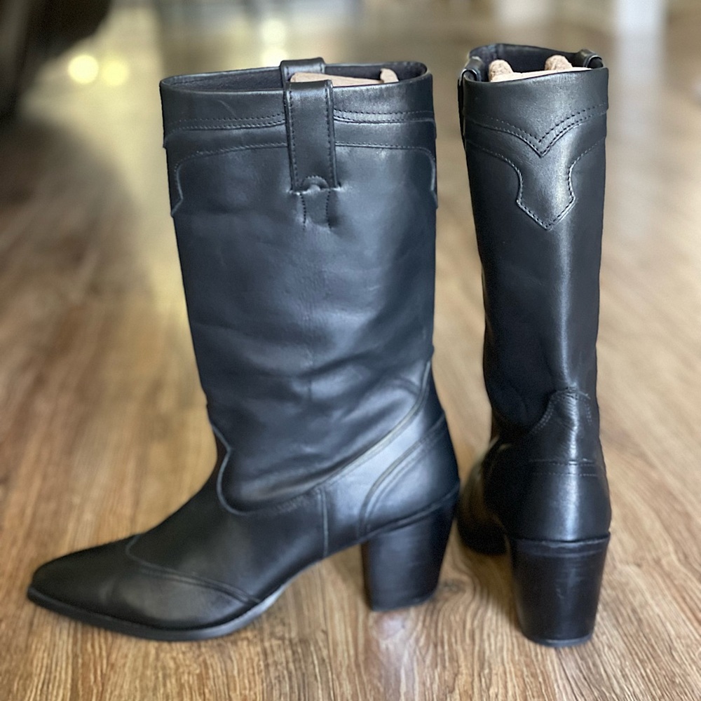 Dingo Mid Calf Black Leather Boots Size 8M